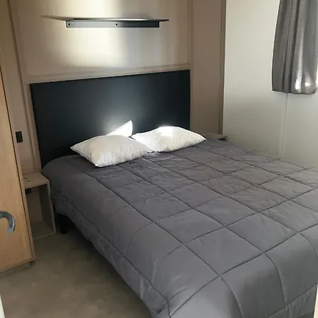 Camping Les Rives Du Du Laouzas Nages