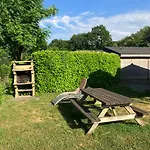 Camping Les Rives Du Du Laouzas