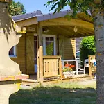 Les Rives Du Du Laouzas Camping Nages