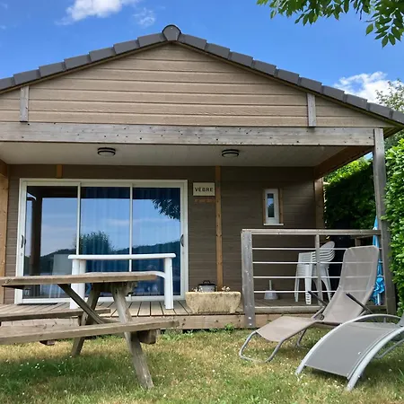 Camping Les Rives Du Du Laouzas *